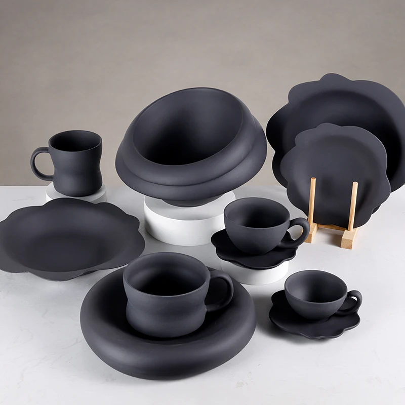 YST Ceramics Factory Natural Style High Quality Luxury Black Clay Porcelain Plates Sets Dinnerware for Home Restaurant