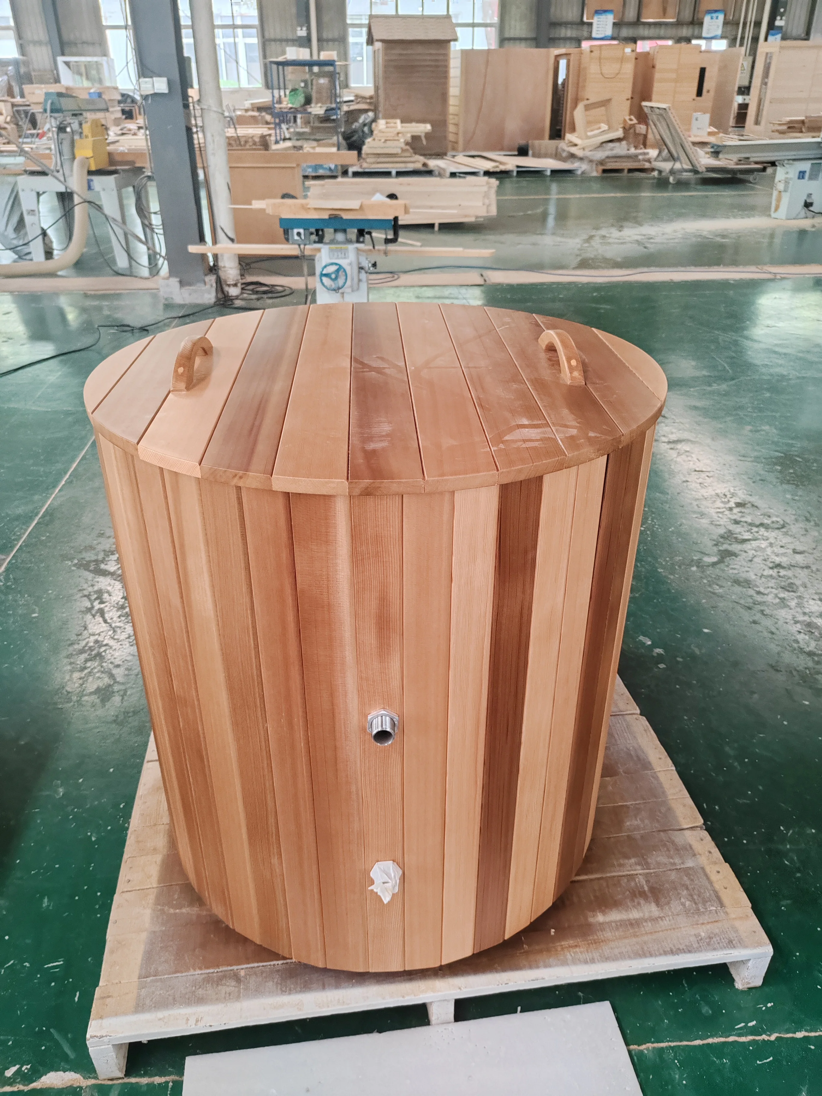 Hot Sale Wooden Outdoor Water Ice Pail Tub Ice Bath SPA Sauna Tub Recovery Cold Plunge Chiller Machine