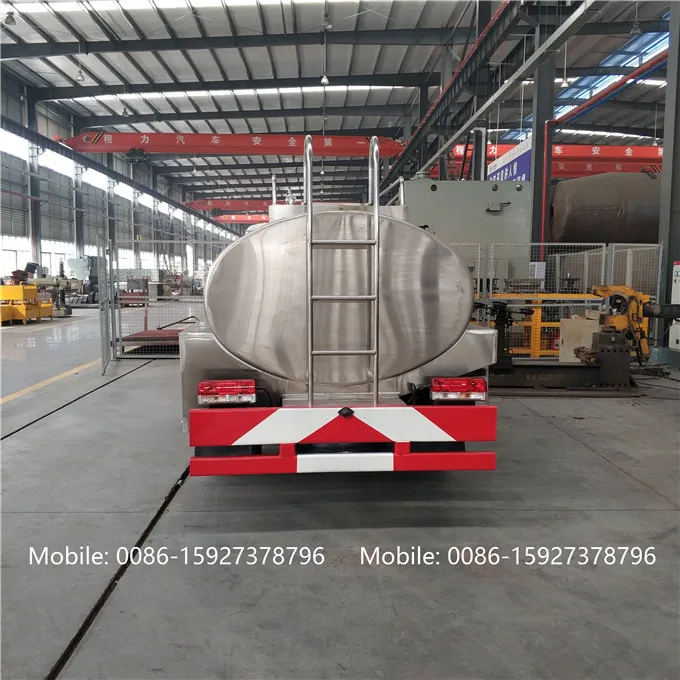 
304 stainless steel milk tanker truck with automatic cleaning 