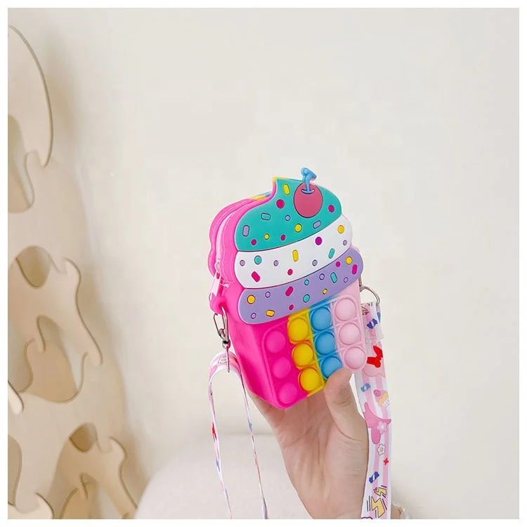 New Ice Cream Shape Silicone Waterproof Toy Print Rainbow Shoulder Bag Trending Fidget Crossbody Bag for kids