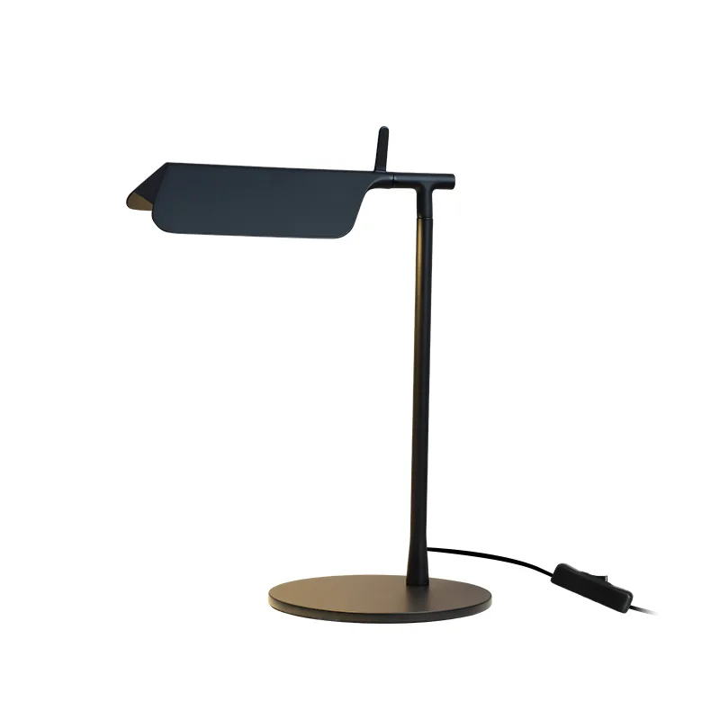 American style Decorative Black White Bed Moon light Bedside Table Desk Lamp