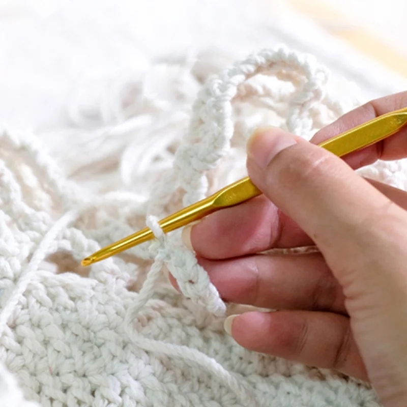 
Hot Selling SKC 10pcs/set Gold Hook Crochet Aluminum Double End Crochet Hooks Set Knitting Needles 