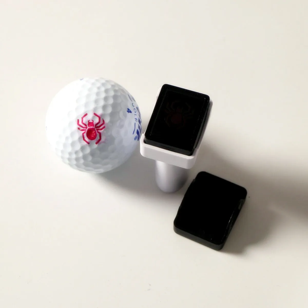 Large mark golf ball stampers create quick drying and smudge -free impressions GSP1825