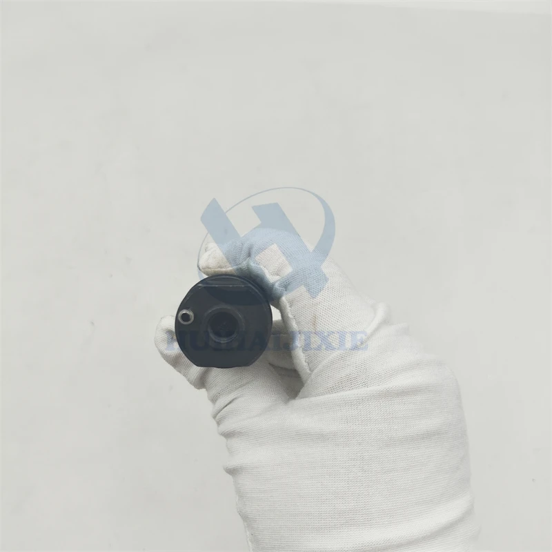 High Quality Fuel Injector 40090300102A Diesel Injector Assy KBELP113 For DX12 Diesel Engine
