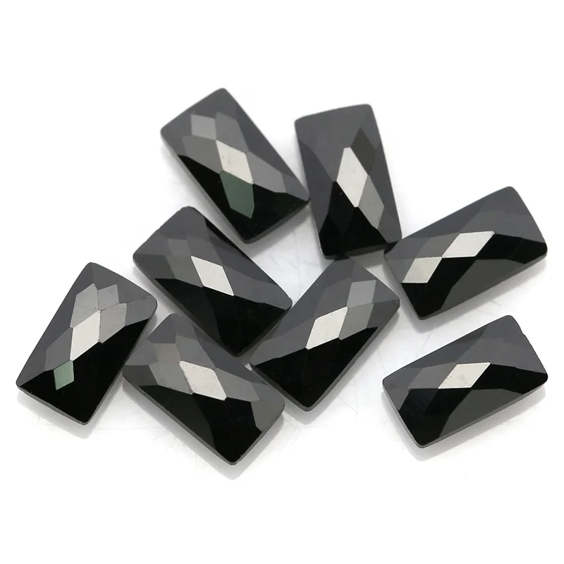 Синтетический полудрагоценный камень прямоугольной формы с плоской огранкой для ювелирных изделий