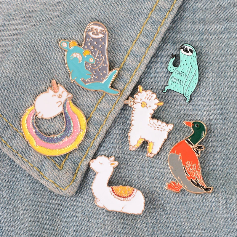 
Cute Funny Animals Enamel Pin Llama Duck Sloth Sheep Badge Brooch Lapel Pin Denim Jeans Shirt Bag Pins 