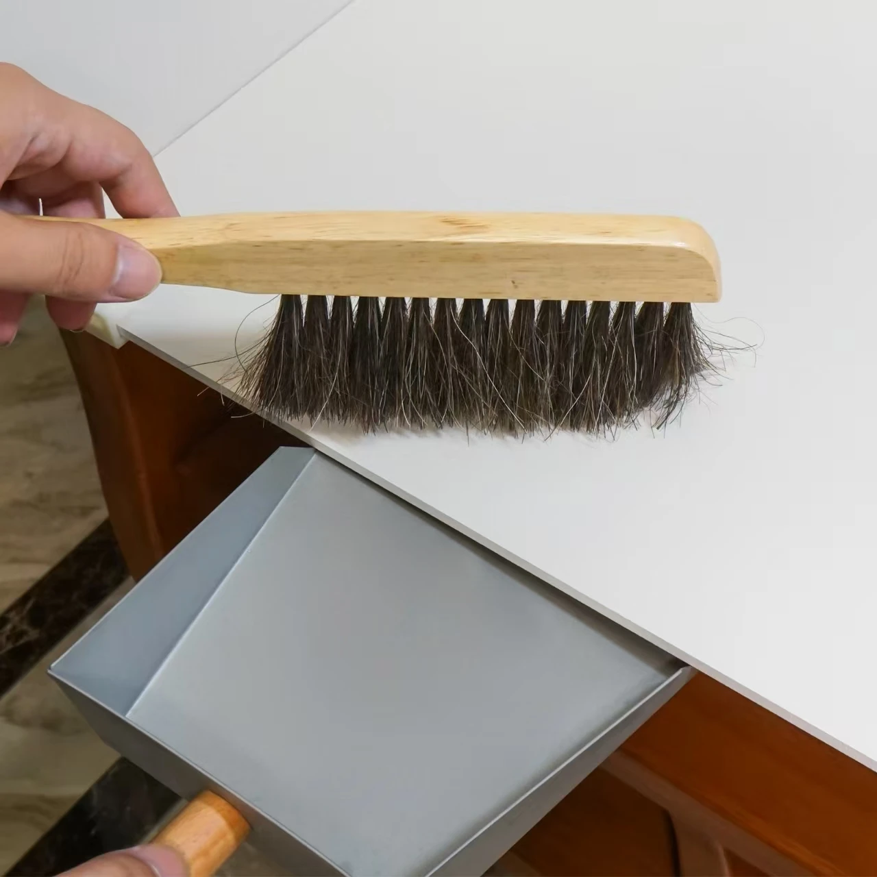 HOT SELL Mini Portable Handheld and Broom Set Suitable For Home, Bathroom, Kitchen, Countertop And Other Places