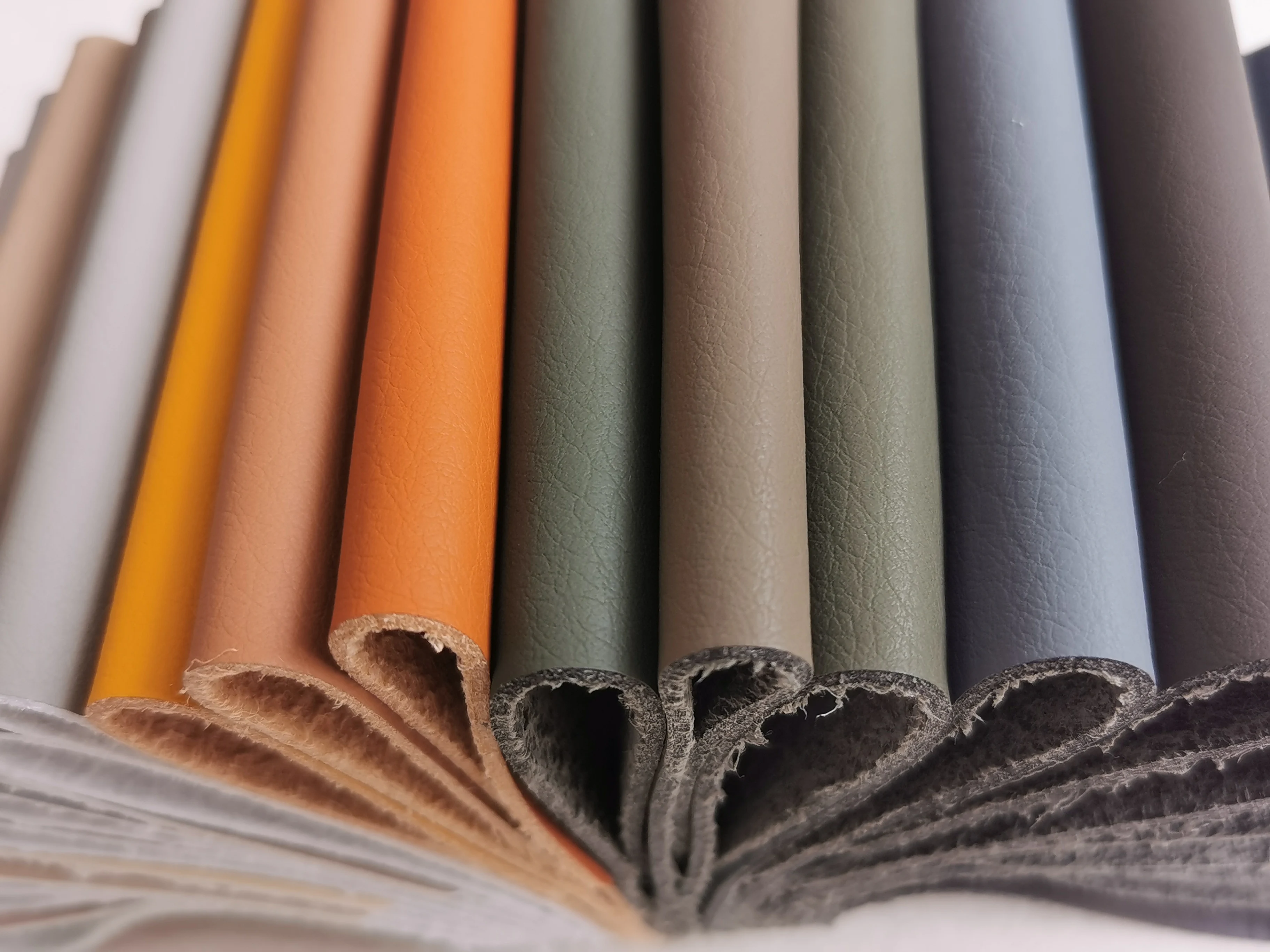 Printed 1.5 MM Genuine Microfiber Fabric Artificial Sofa  PU Material Leather