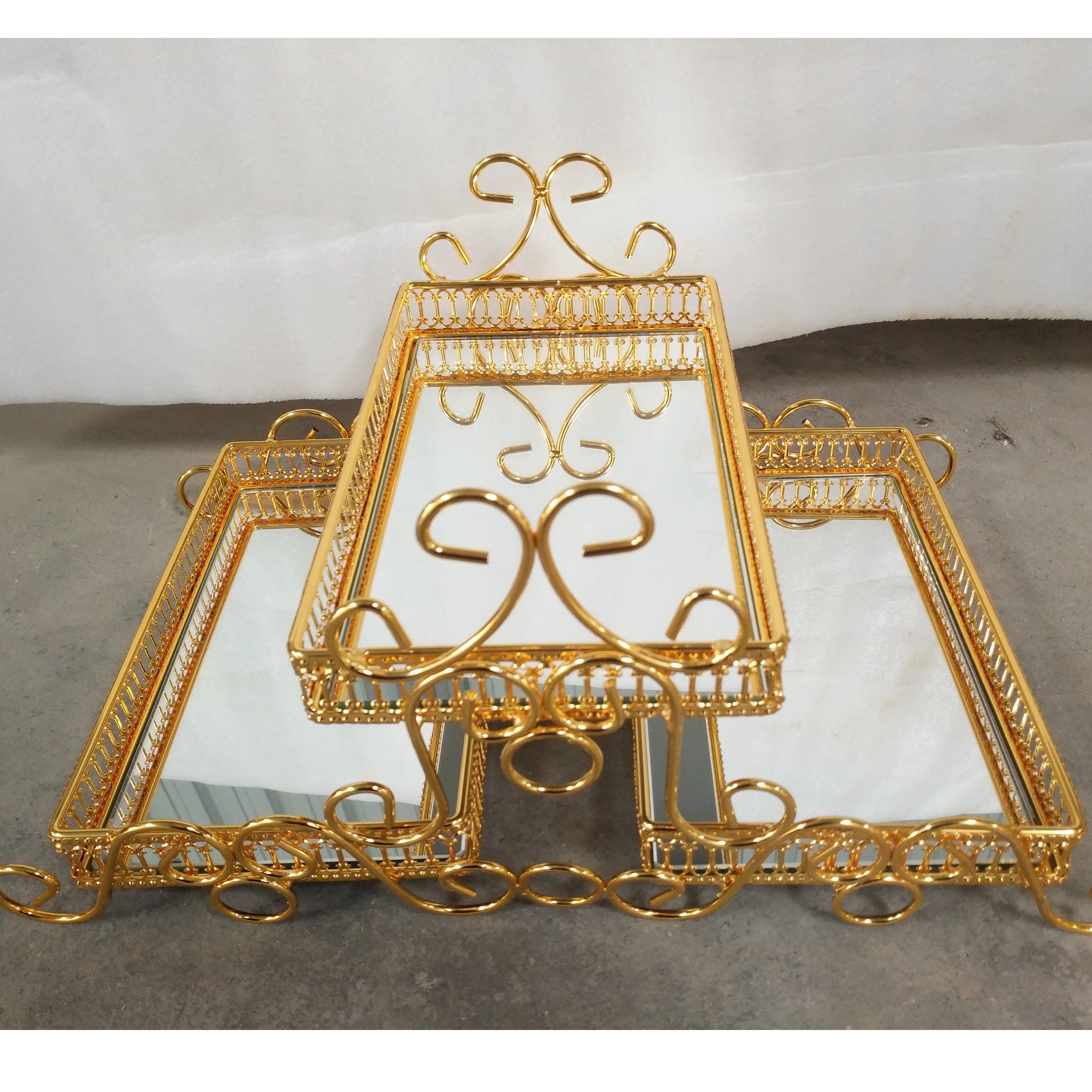 Gold Cake Stand 3 Tier Cake Tools Wedding Glass Cake Stand Set Wholesale