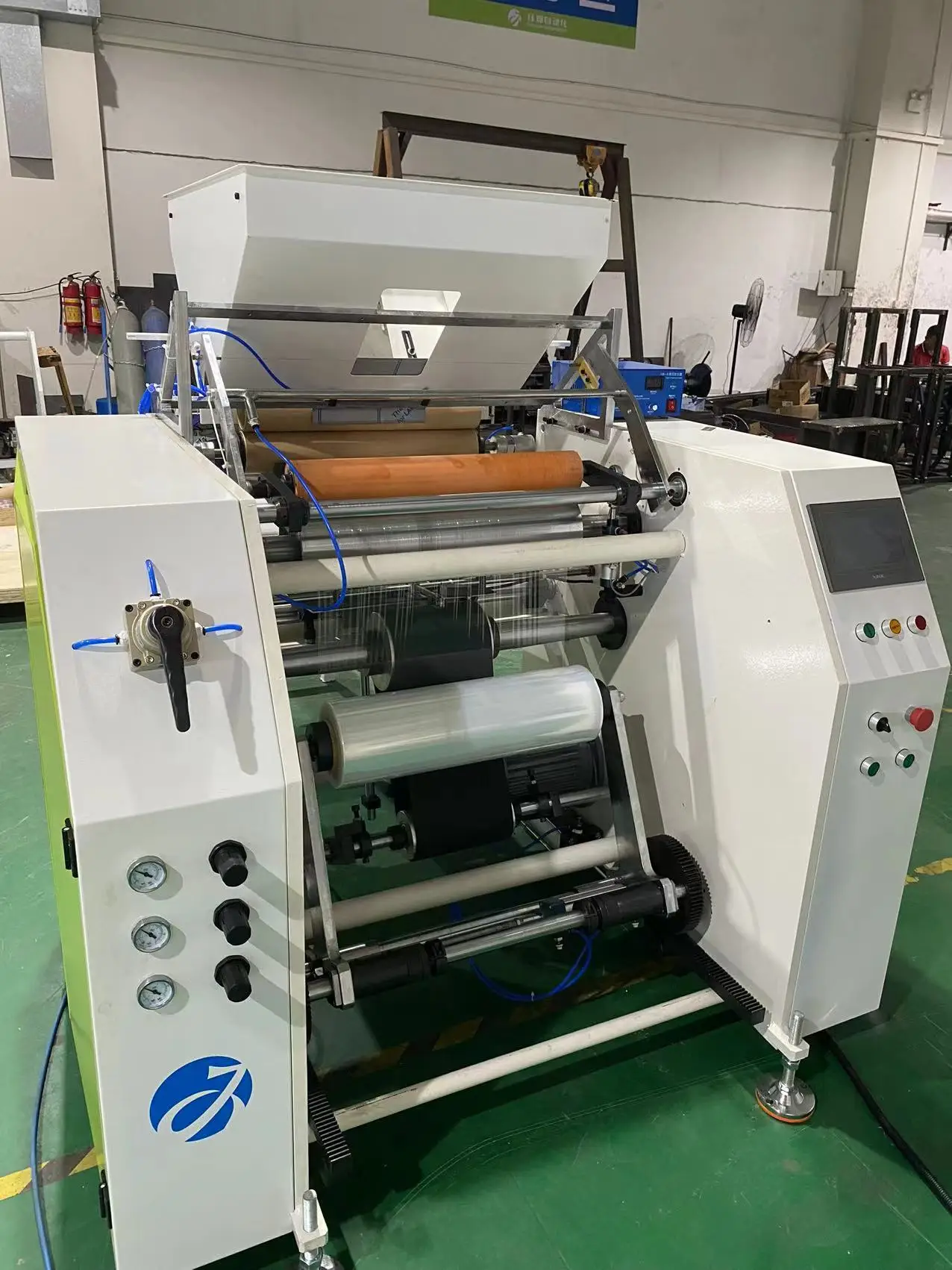 JX-500A Automatic PVC cling film rewinder LLDPE stretch shrink film automatic rewinding machine