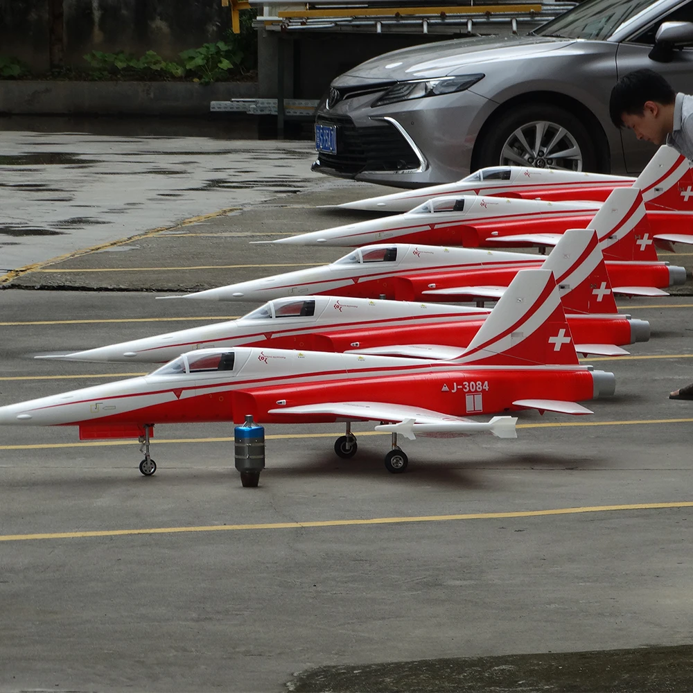 F5 Model Aircraft 2200mm with 1400mm Wingspan Engine Compatibility 120cc Anti-Bubble Tank