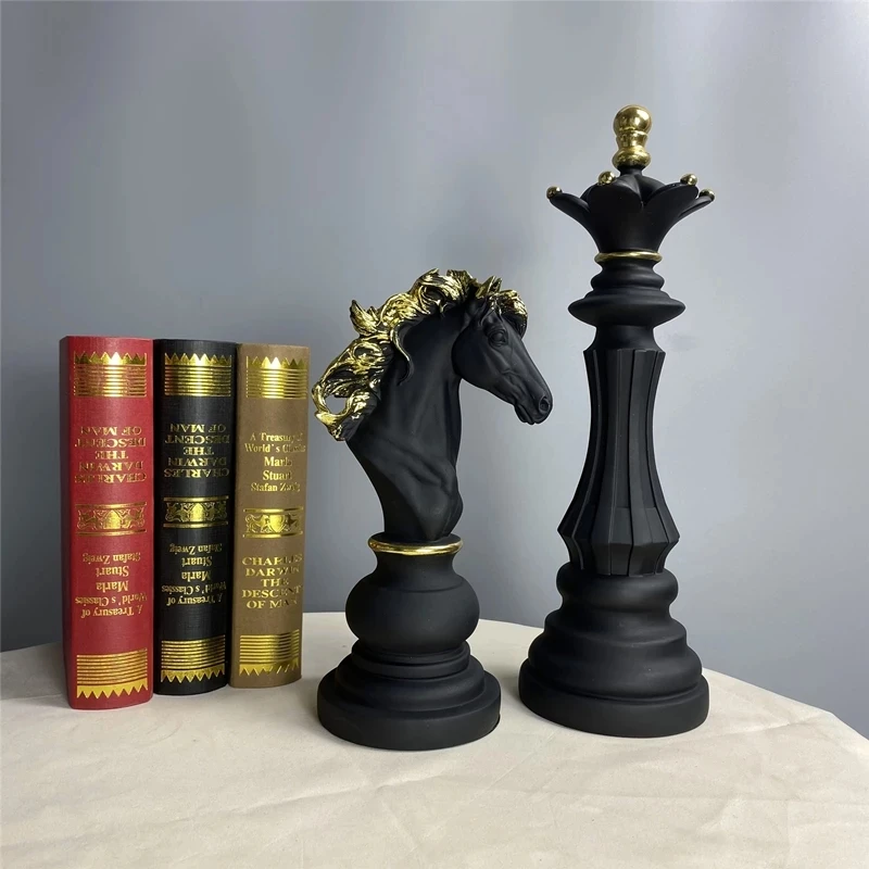 Resin Crafts Queen King Large Chess Figure Pieces Stones Sculpture Home Decor