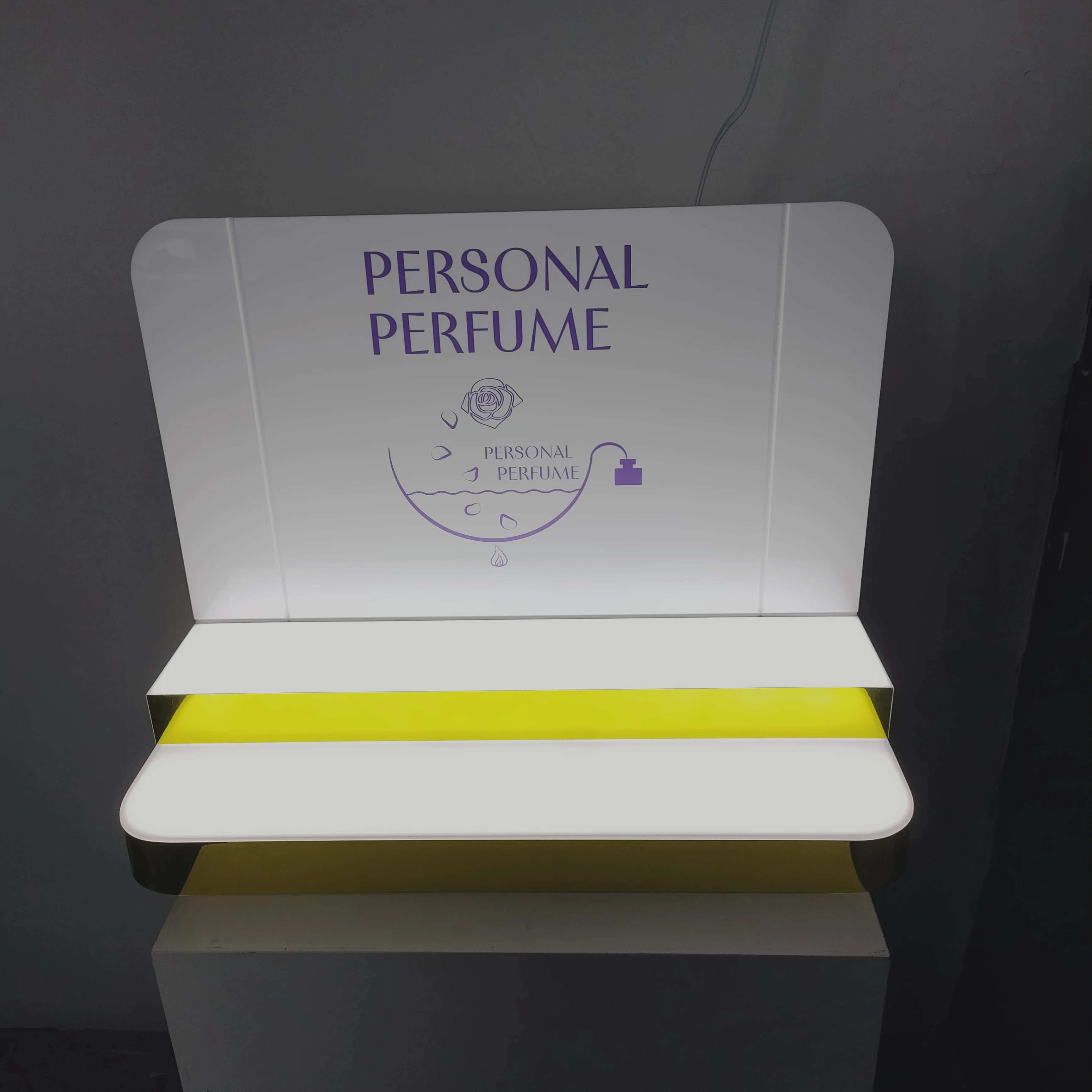 High Quality Customize Acrylic Display Cosmetic Product Display Stands Luminous Two-Layer Perfume Display Rack