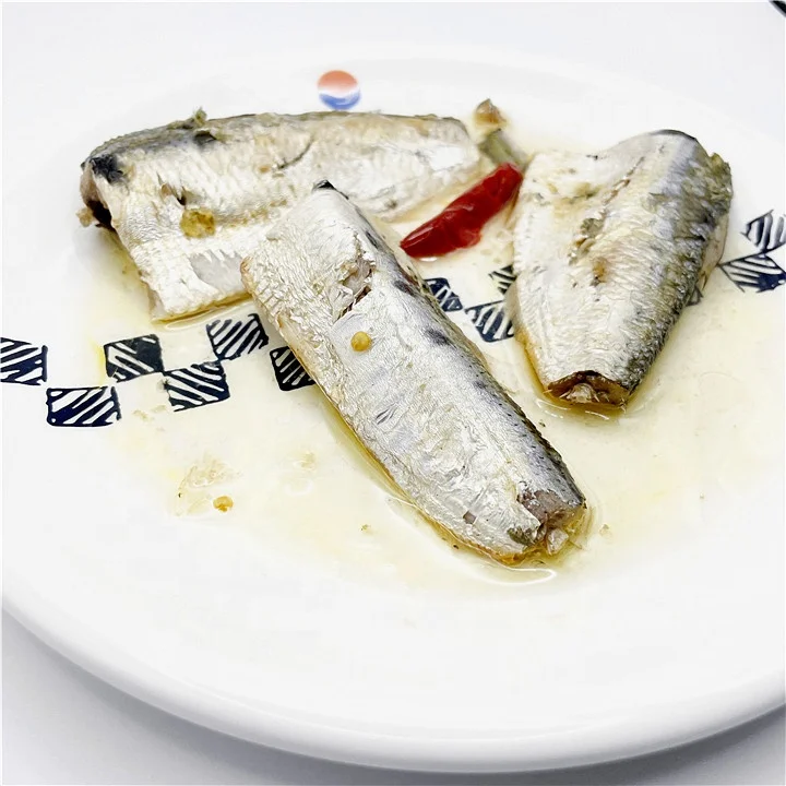 Canned fish canned sardine with Spicy vegetable oil private label