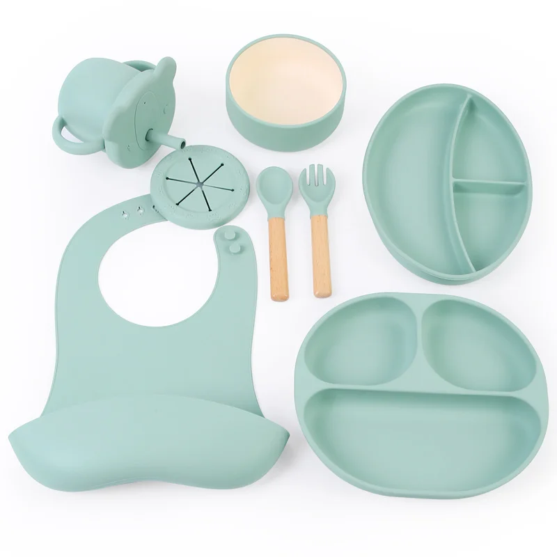 Non Toxic Lovely Safety Infant Baby Weaning Set Gift Box Feeding Silicone Baby Feeding Set