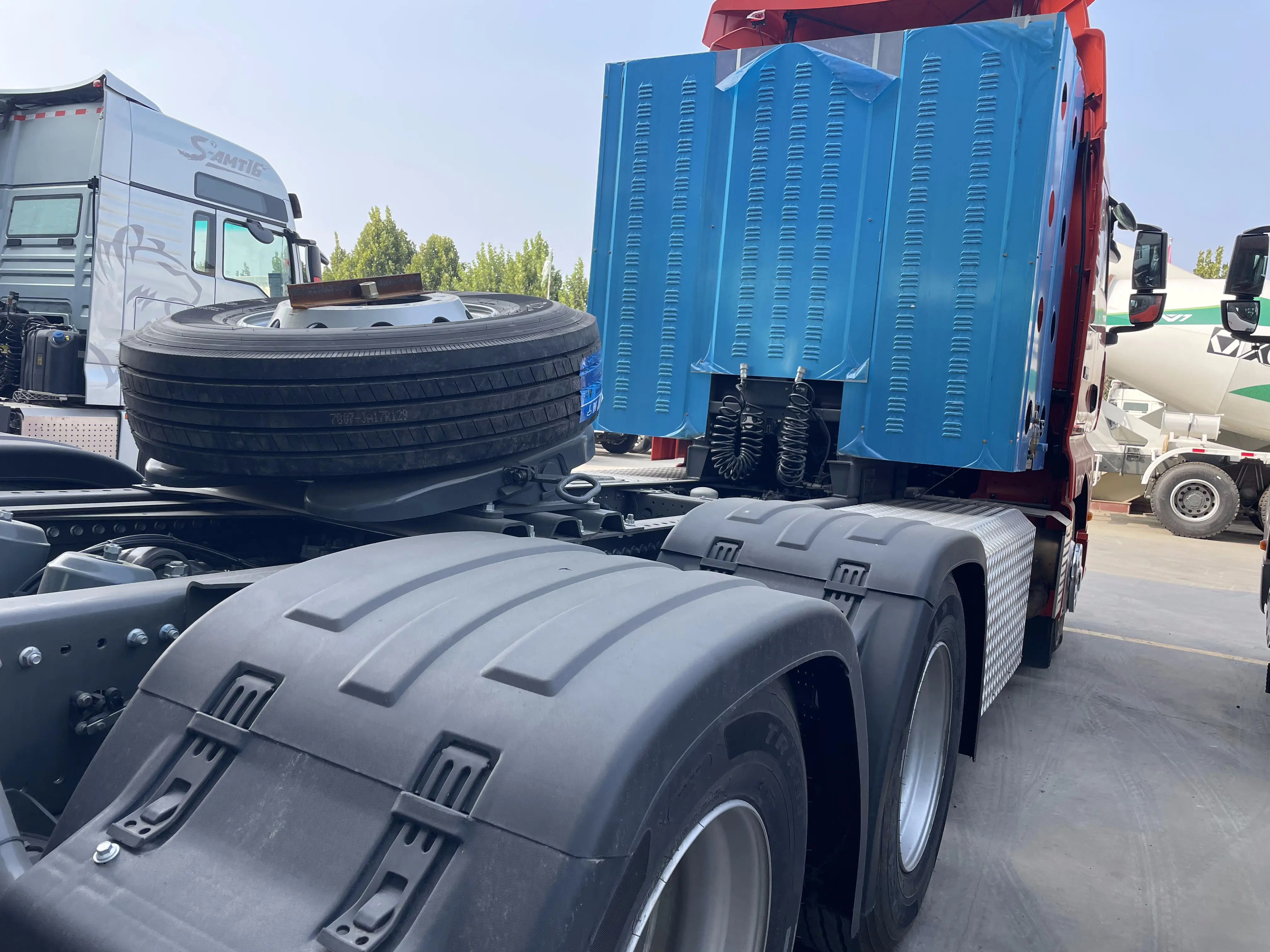 SITRAK G7S 6x4 High Quality 12-Wheel Tractor Truck Low Price Manual LHD Euro 5/6 Emission Standard Weichai Air Suspension New