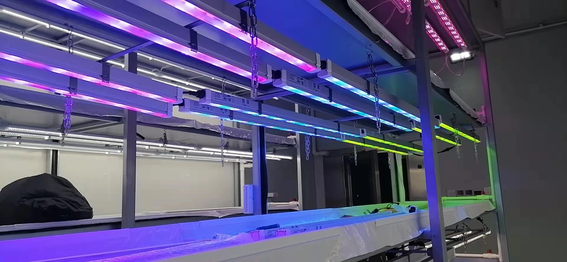 Customized 36W Dimming Led Grow Light Bar for Veg Flower medicinal Plants Growing