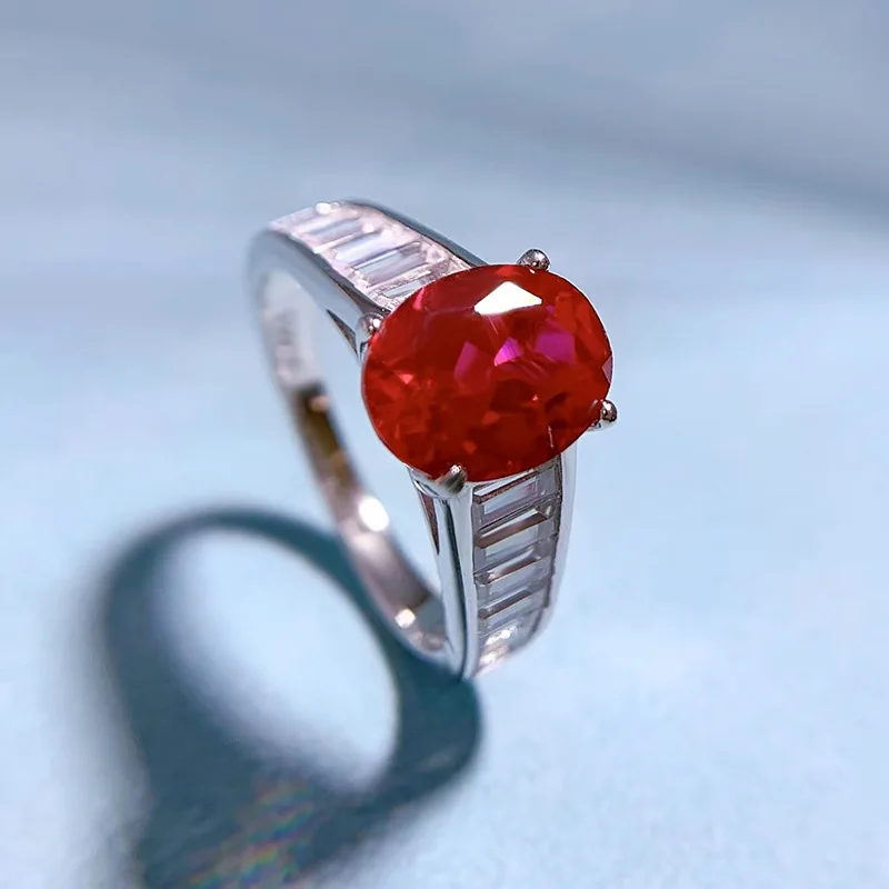 Женские кольца из серебра 925 пробы 7 Х9 мм