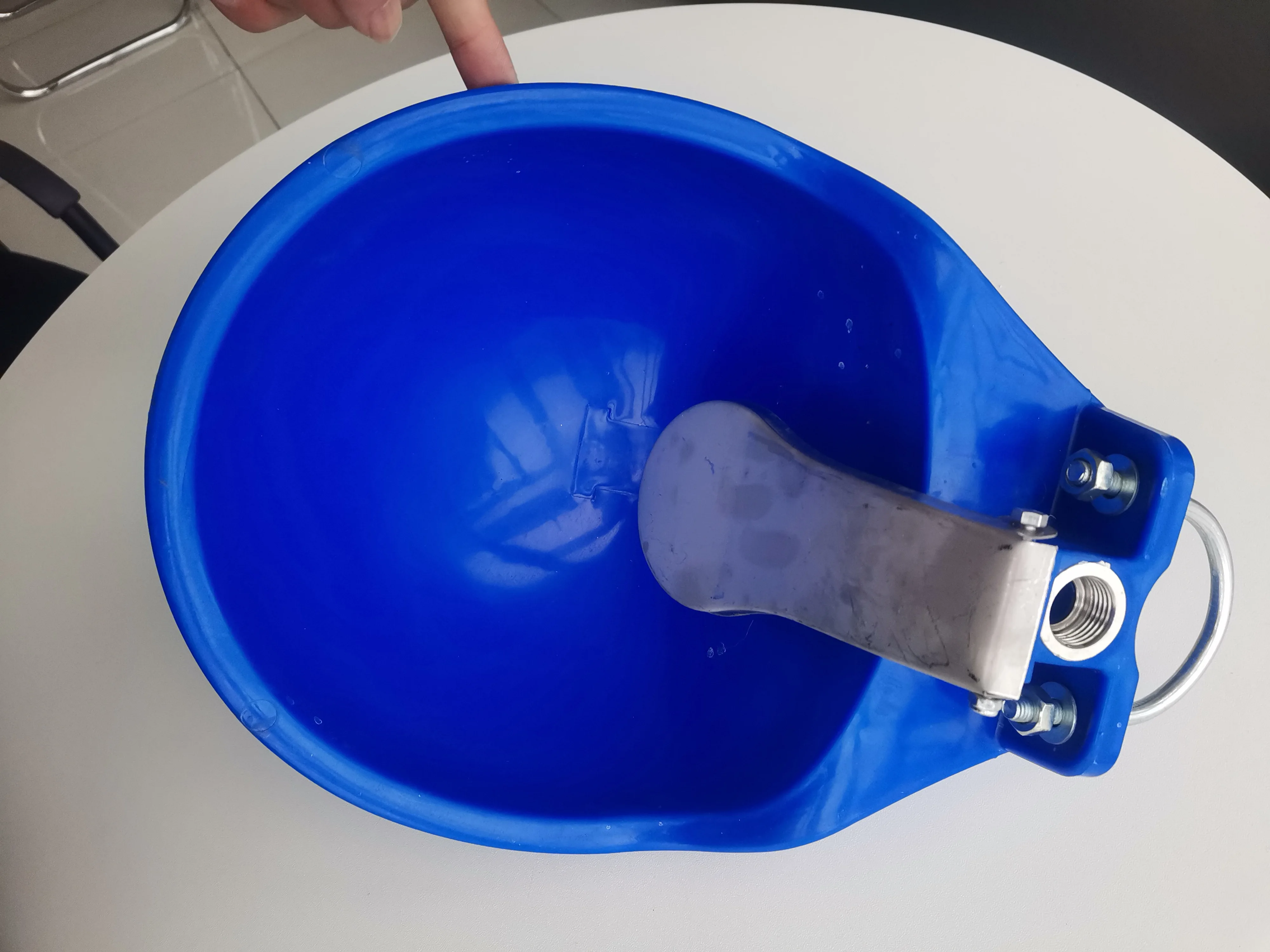 Корова питьевая вода лоток фермерская Автоматическая система оборудования чаша