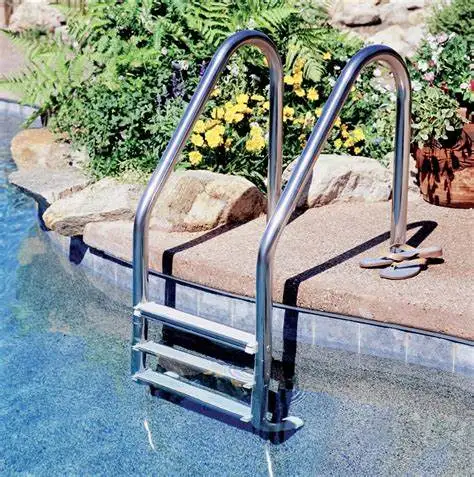 Factory supply good price pool accessories stainless steel 304 2-5 steps swimming pool ladder