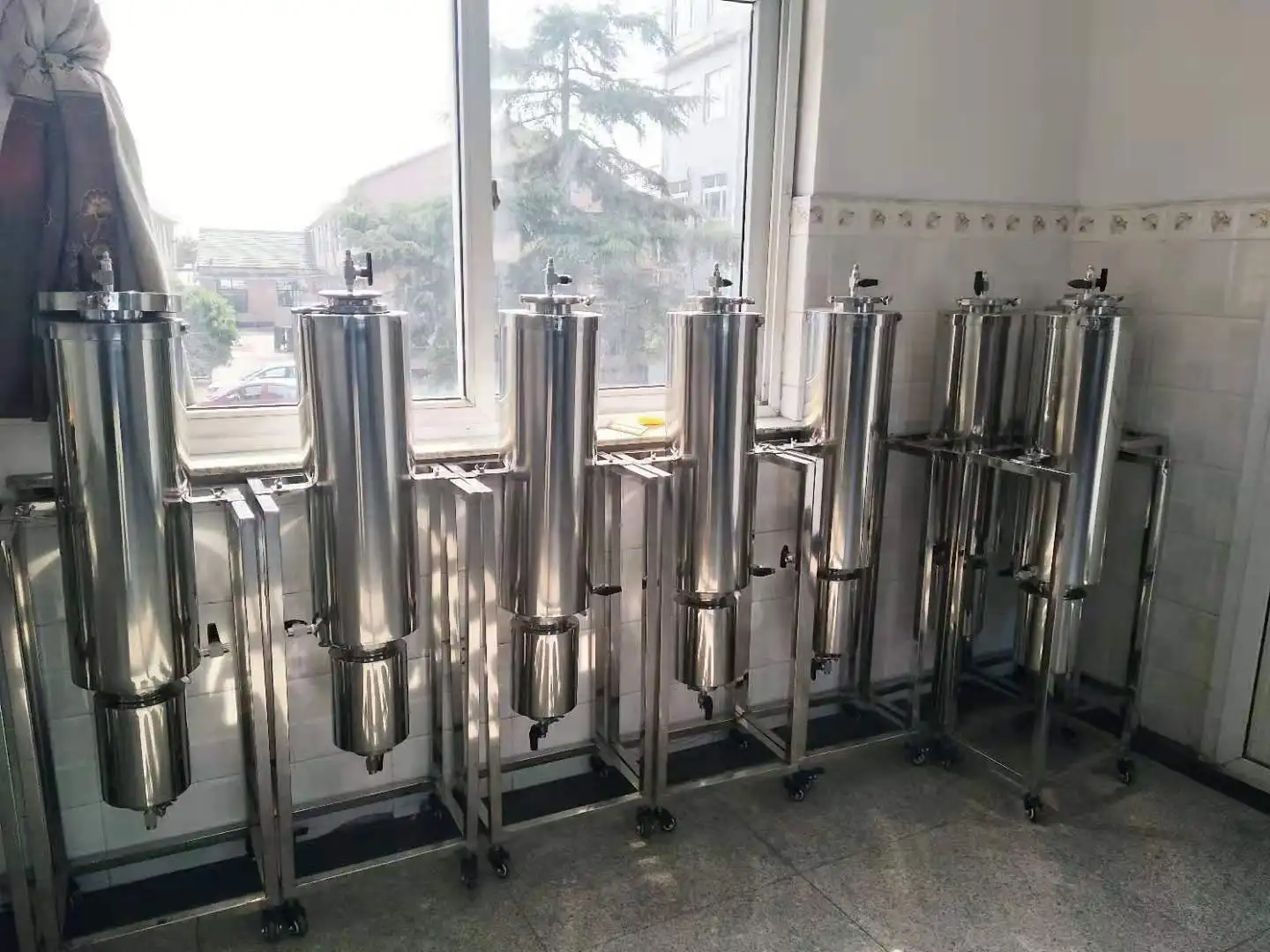 Pilot  scale  column extractor 20L 50L 100L for hemp oil extraction processing machines