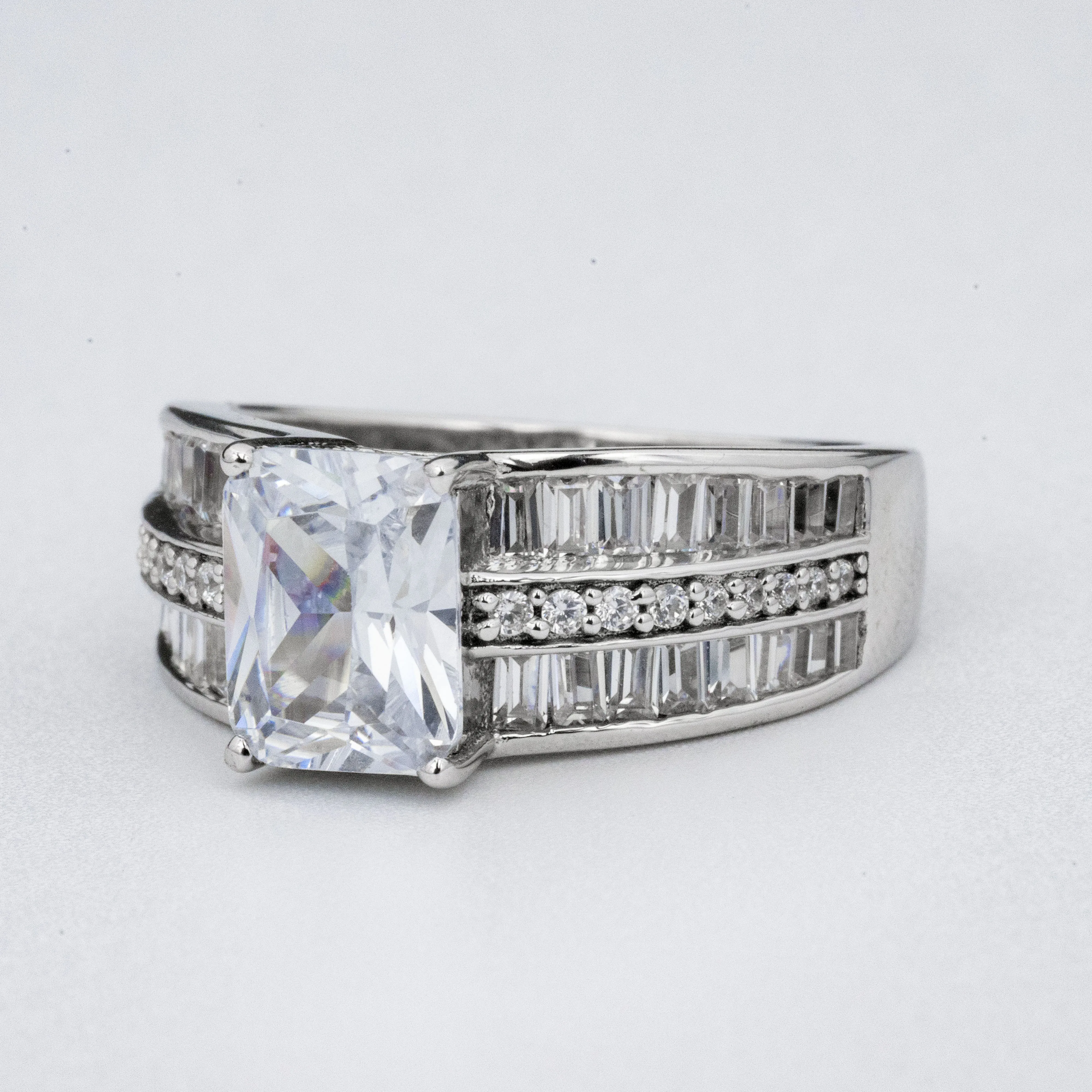 Captivating Brilliance at Affordable Prices Lab Grown Diamond Rings 18k Plated Artificial Diamond Ring