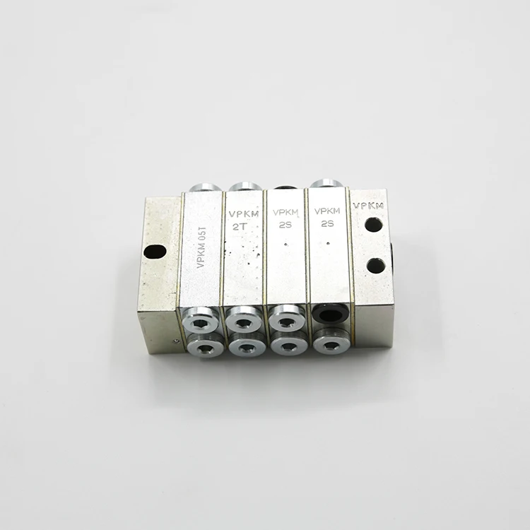 LINCOLN VOGEL SKF Automatic Volumetric Lathe Oil Fitting Grease Dispenser Progressive Sectional Feeder