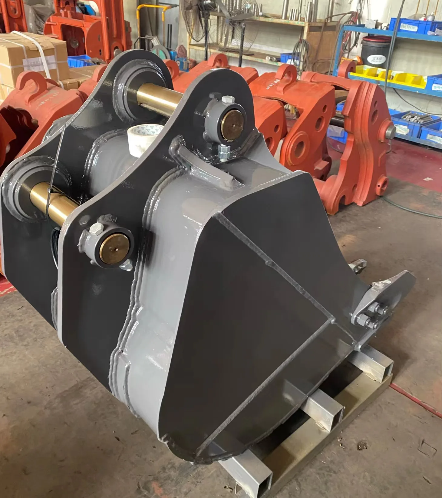 Excavator hydraulic bucket can be customized and equipped with required accessories excavator bucket hydraulic bucket jcb