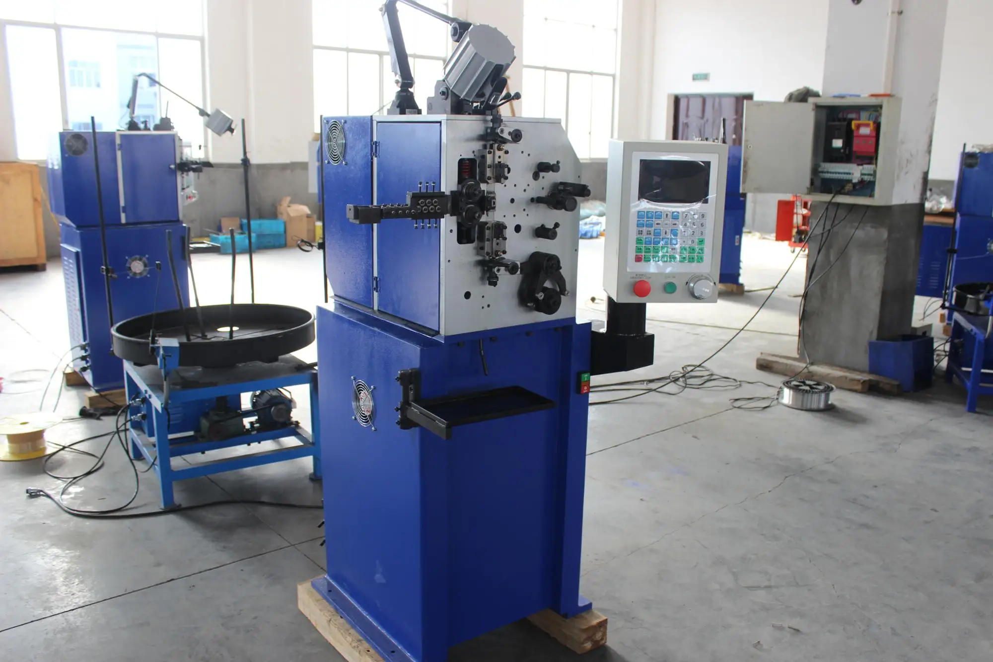 YF brand CNC-8208  2 Axes CNC Metal Wire Extension Spring Coiling Forming Machine with Low Cost