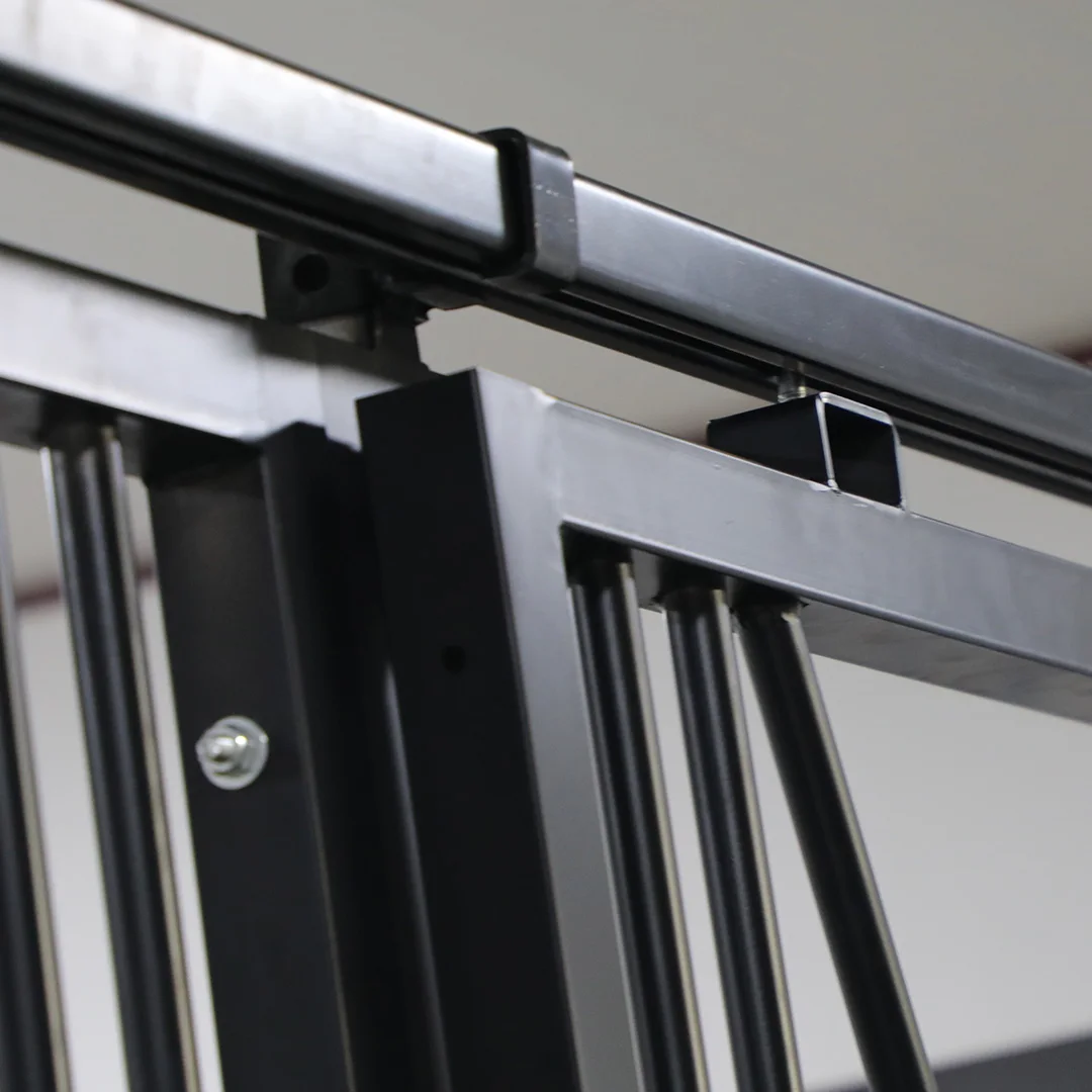 China Luxury Horse Stable Door Bamboo Simple Stable Stall Equipment High Quality Horse Stall Stables