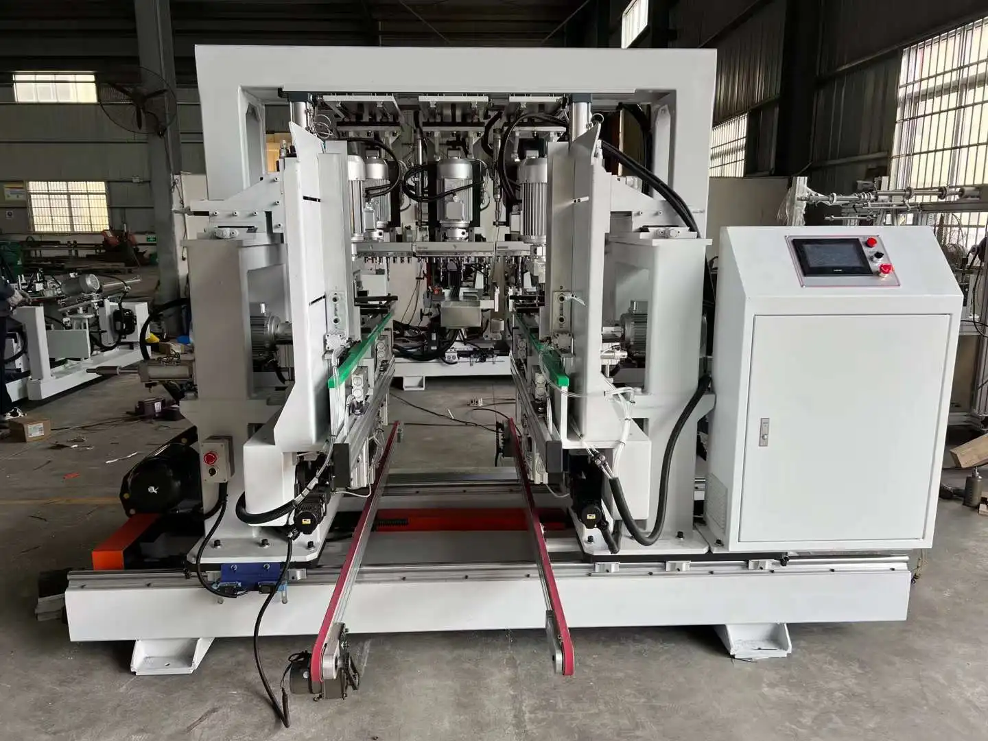 High Efficiency Automatic Woodworking Multi-directional Drilling Machine for Furniture Making