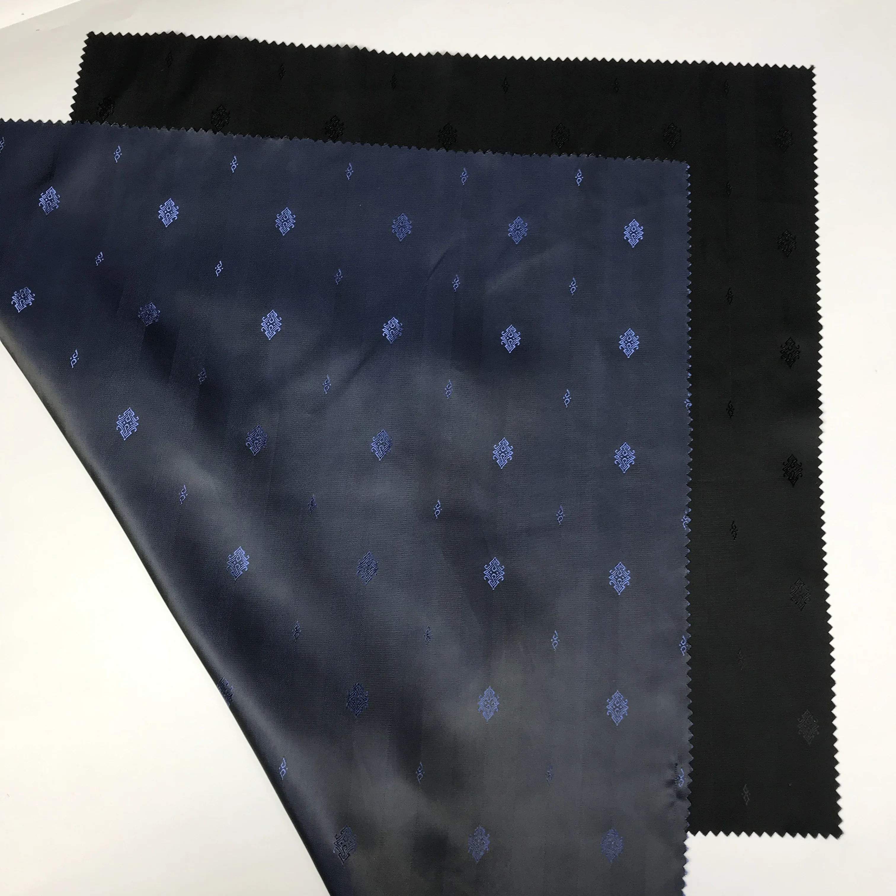 Good Quality 57% polyester 43% rayon Vertical stripes suit lining fabric jacquard