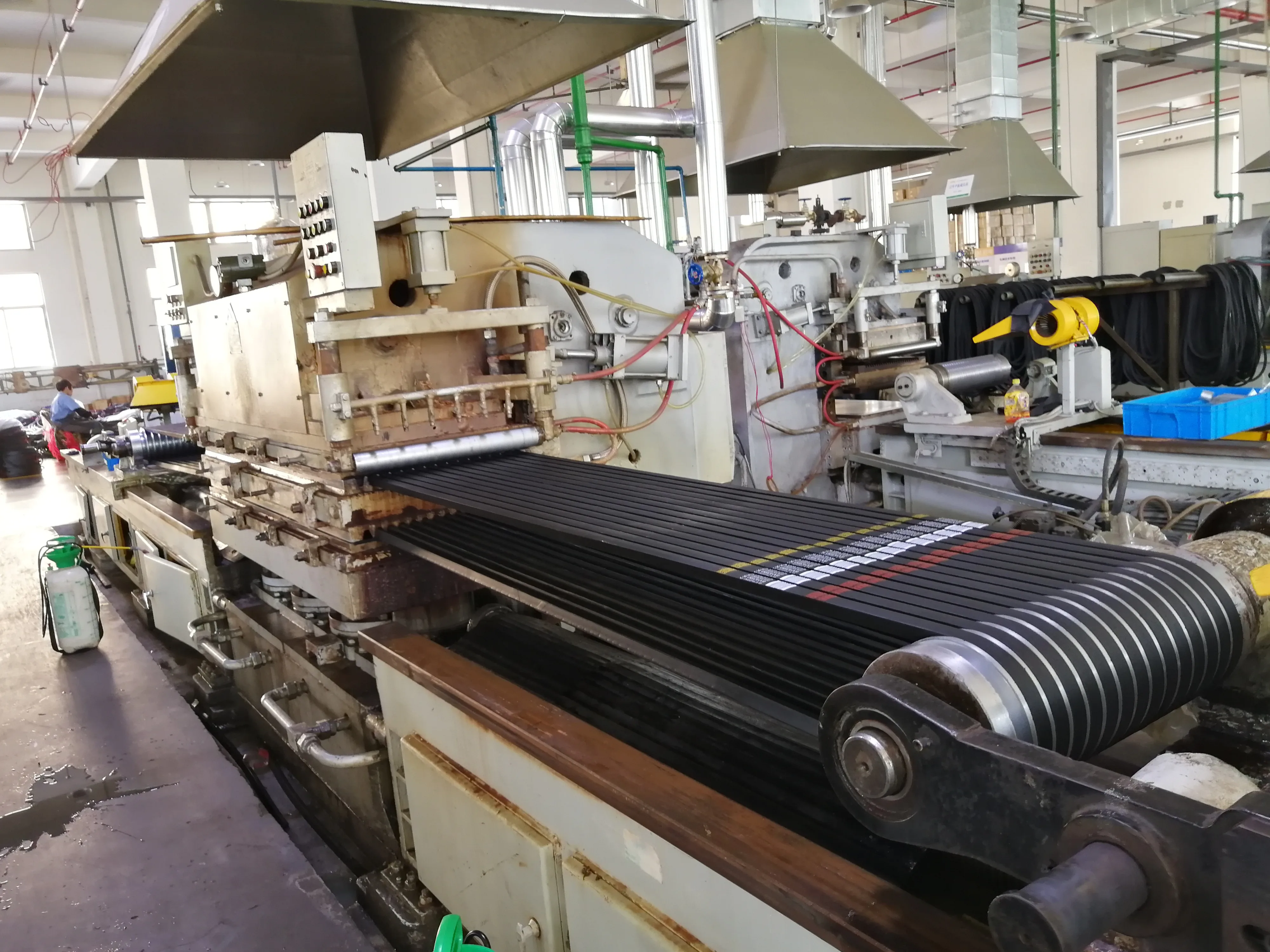 8PK1800 High Quality pk belt CR Original Automobile bon baificar wrap su habasit machine muscle focus EPDM v-ribbed