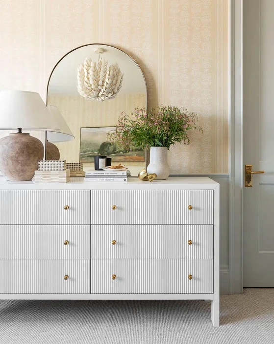 High quality bedroom furniture french contemporary solid oak white 6-drawer Dresser
