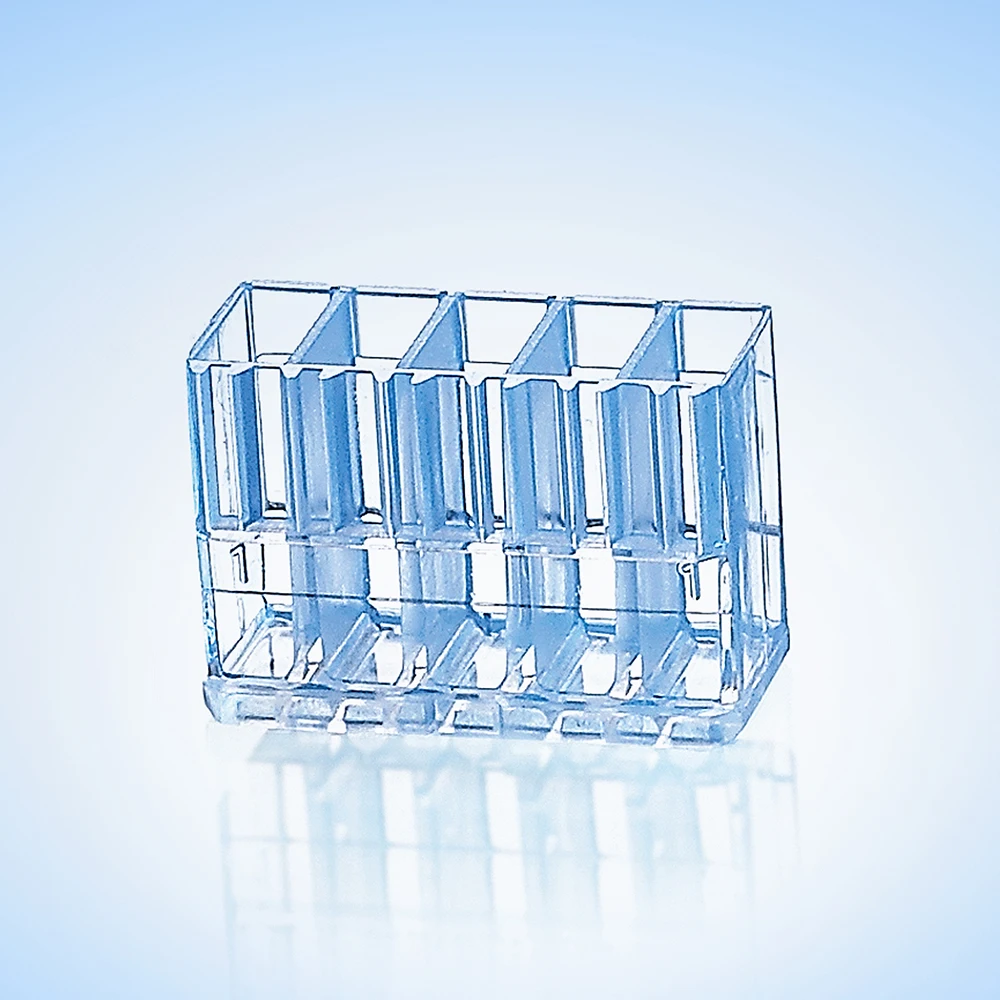 Beckman top disposable colorimetric sample cup with biochemical analyzer