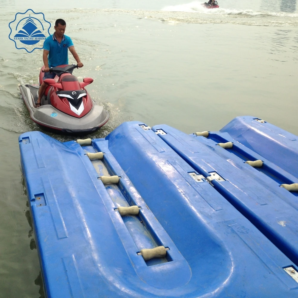 yacht sailing Floating  Jet ski dock pontoon modular platform in LLDPE material strong anti-UV feature boat lift bridge