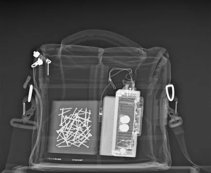 lightweight portable battery powered x-ray scanning system