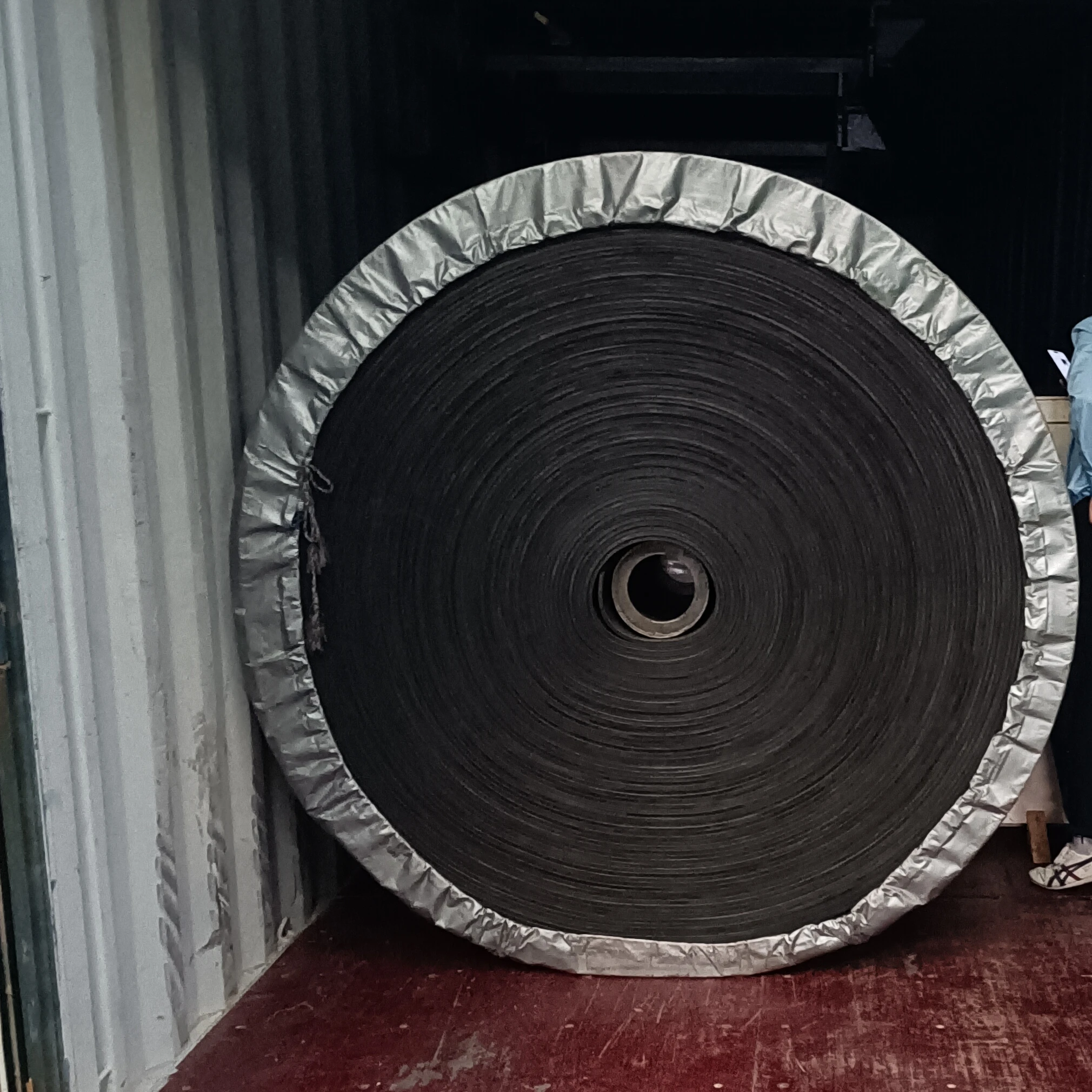 Belt conveyor accessories three belts cold-resistant belt five layers thickened Imported