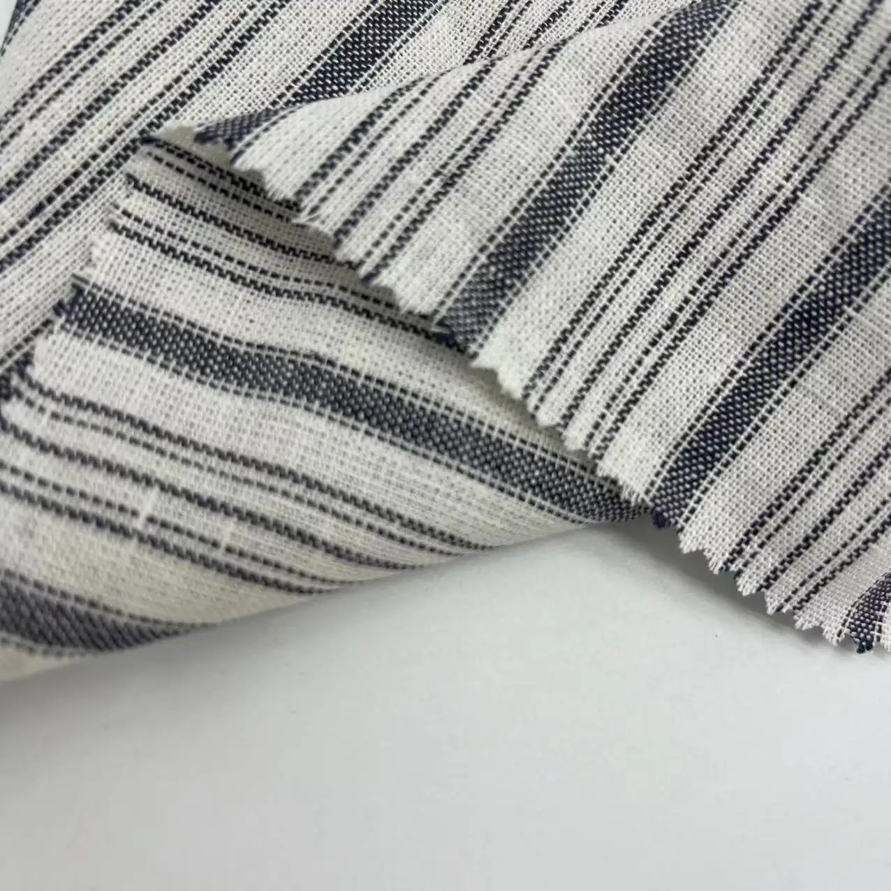 Beautiful color woven patterns 30%L 70%R linen viscose fabric suit for linen dresses