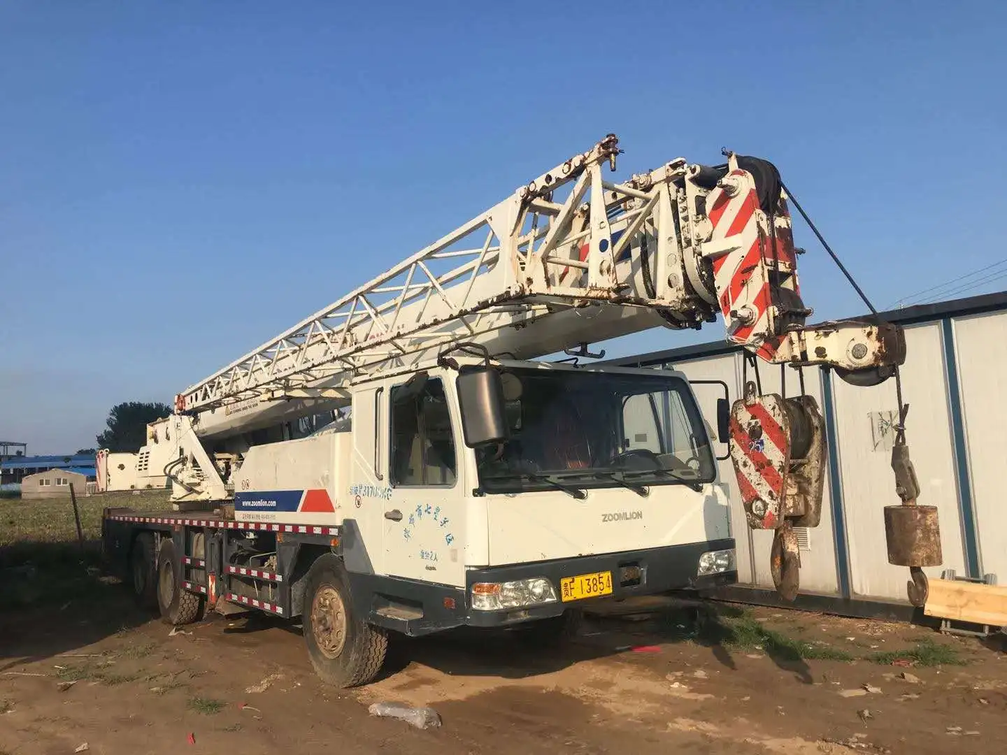 Zoomlion crane qy25v used machine 25ton zoomlion truck crane