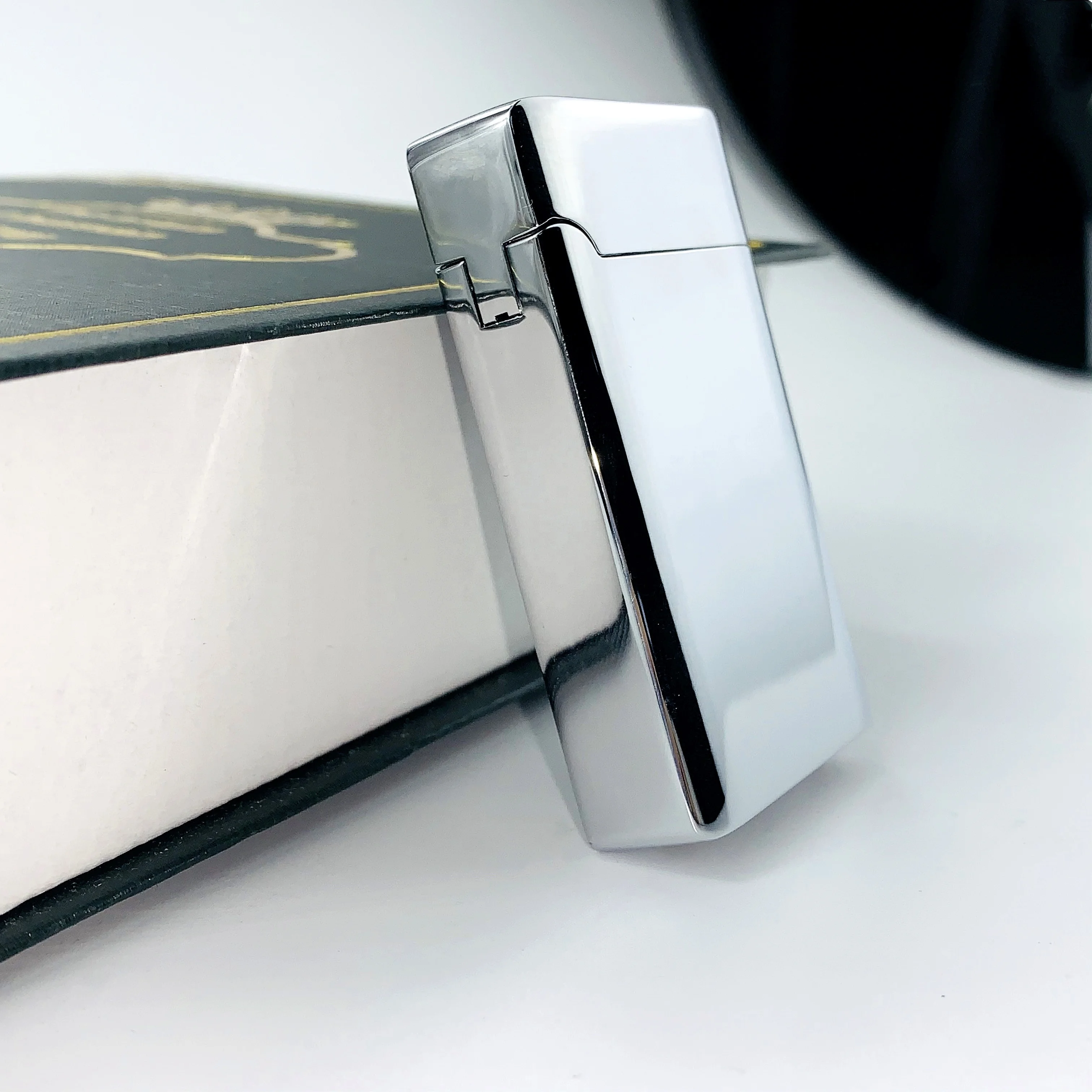 China Wholesale  Usb Rechargeable Electronic  Lighter Cigarette Wind proof Lighter cheap electronic promotional gifts