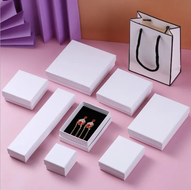 Hot sale  customized  classical matte white  jewelry box for ring necklace bracelet  packaging jewelry box