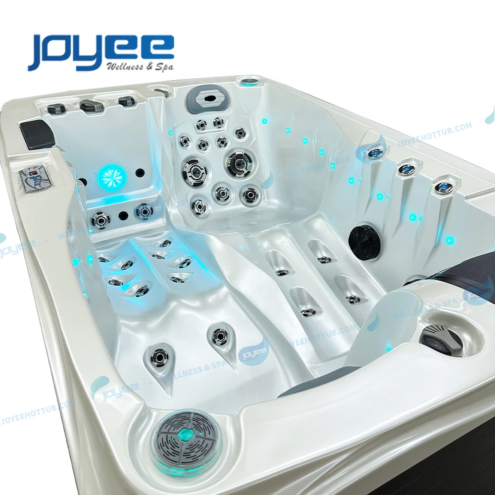 jazzy hottub(16).jpg