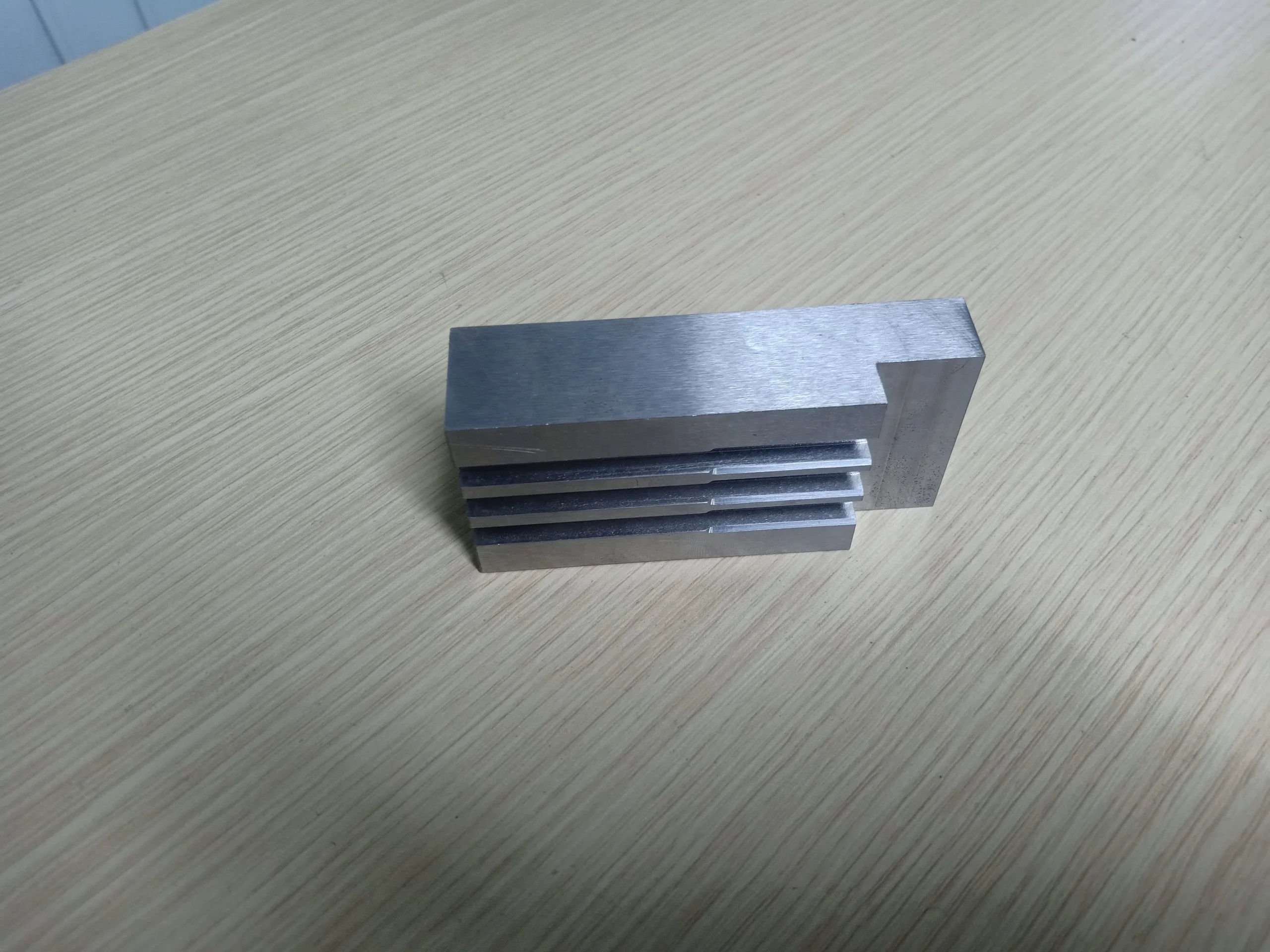 HOT SELLING LARGE CNC PRECISION MACHINING  CNC PRECISION HIGH QUALITY CNC TOOLS