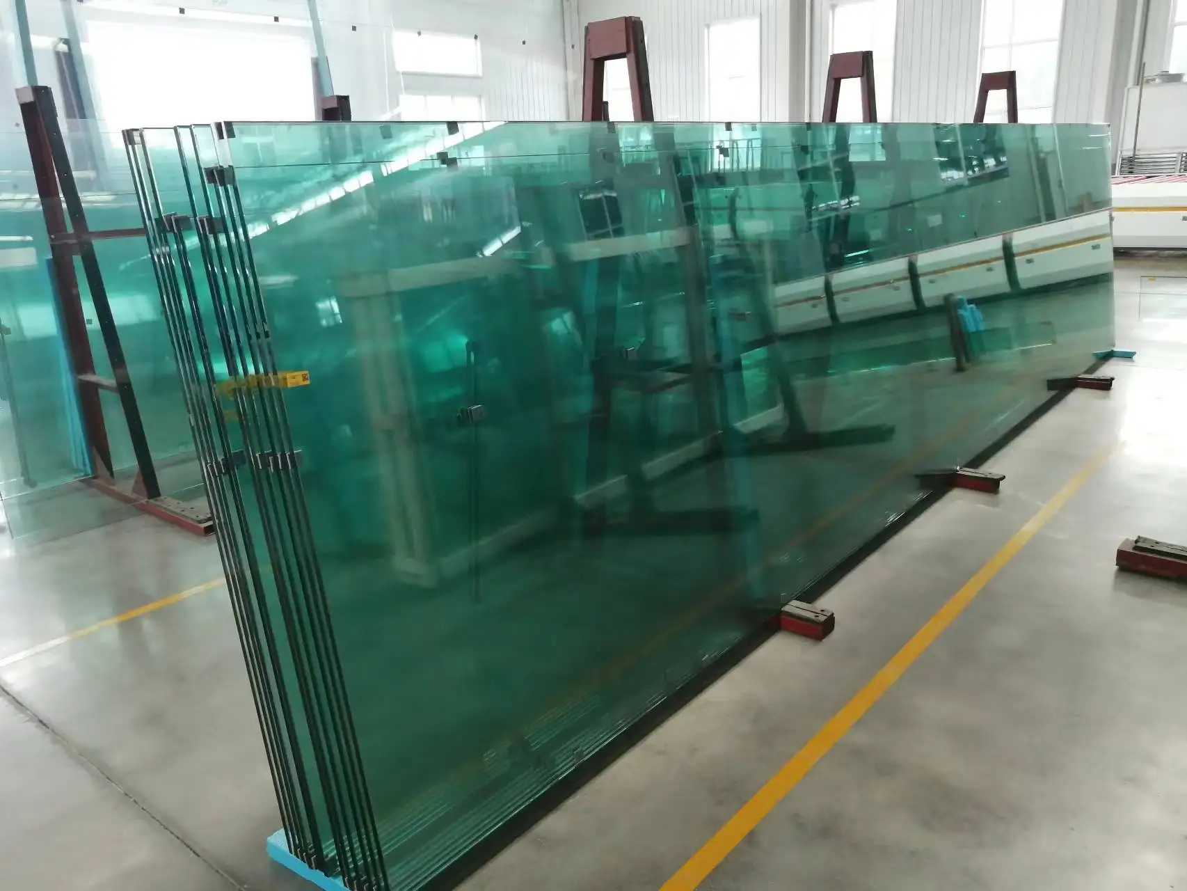 8mm 10mm 12mm thk clear toughened shower tempered door glass for bathroom door