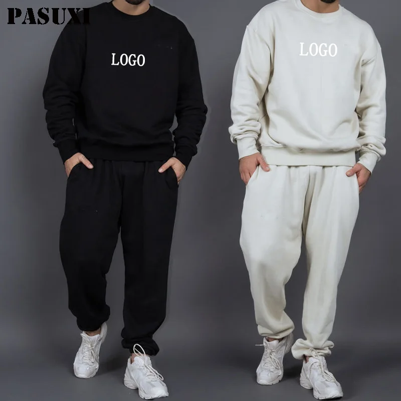 Мужской пуловер с вышивкой