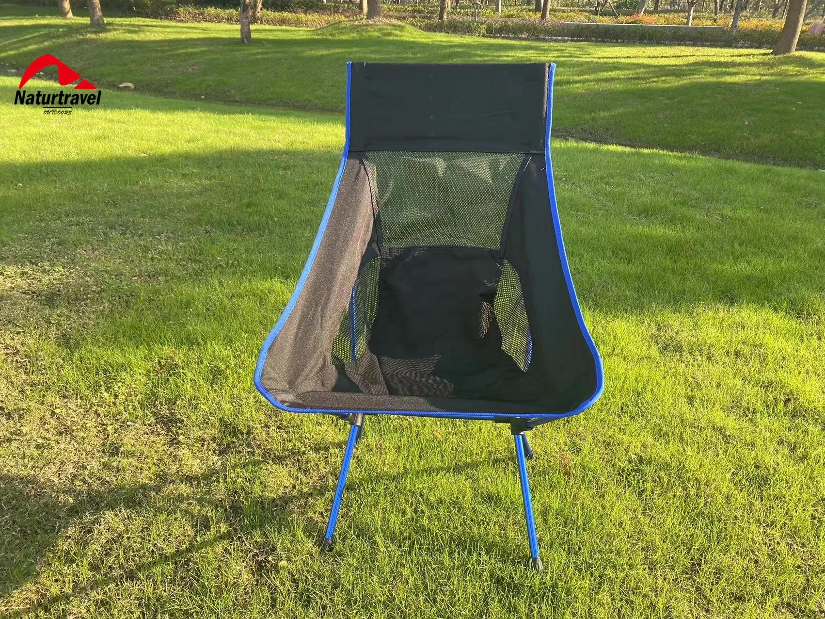 Naturtravel Customized Portable Folding Lightweight Aluminium Frame Moon Camping Chair
