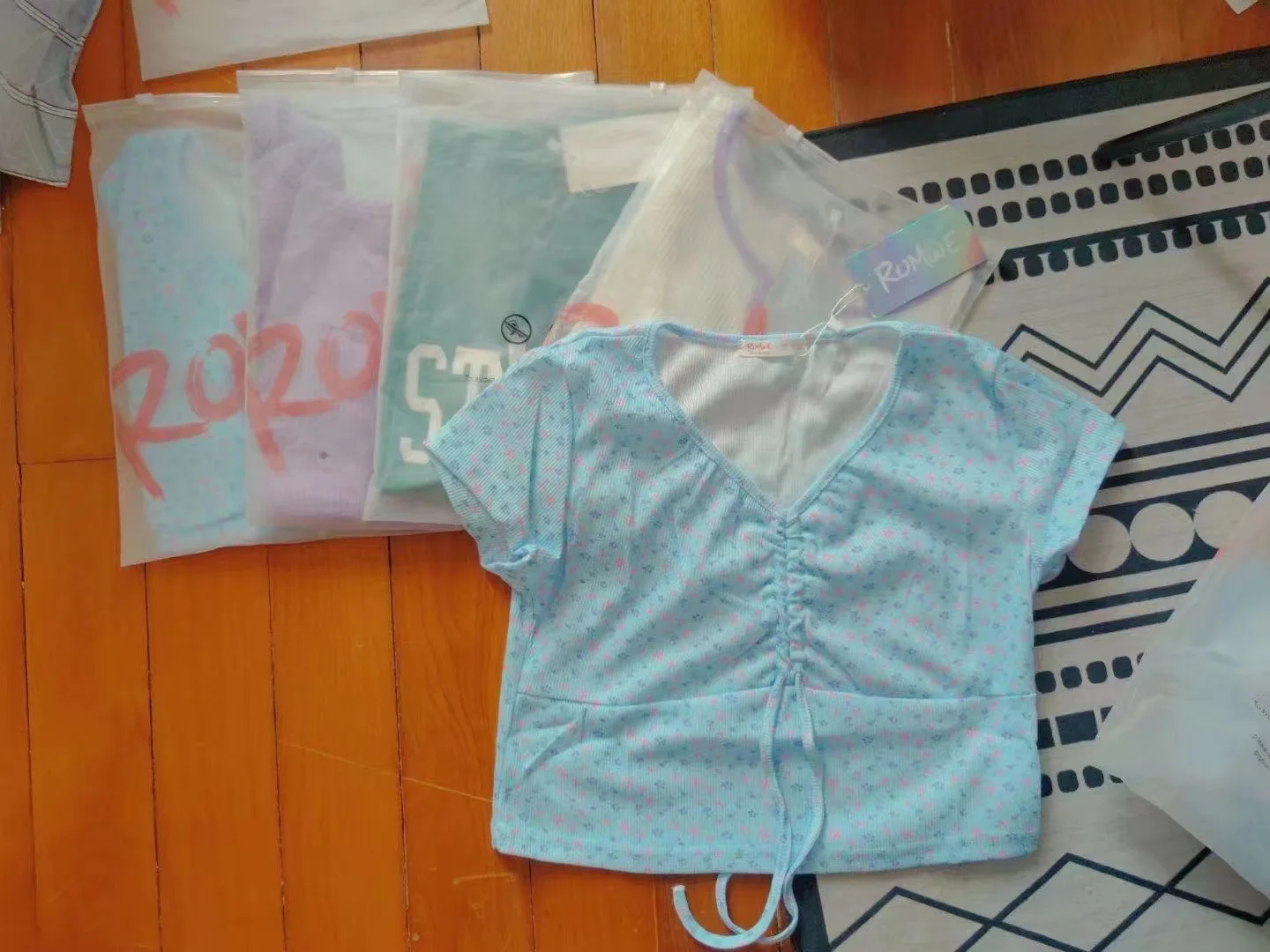 2022 Wholesale Fashion Bulk Buy Bales Of American Clothes Brand New Clothes Bale Mix Top Romwe Dress