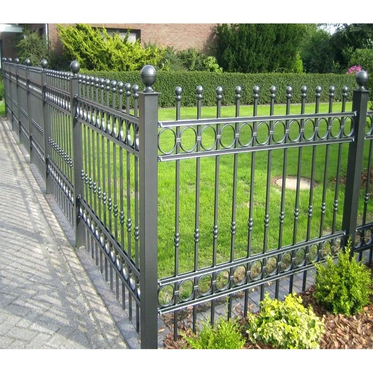 Custom Modern Design Iron Fence for Home Patio Outdoor Handrail & Balustrade with Application in Hospital Railings & Flooring