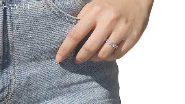 Classic Setting Cubic Zirconia Band Ring Jewelry 925 Sterling Silver 2mm Ring